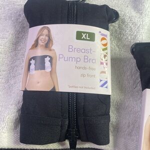 Black Hands-Free Pumping Bra